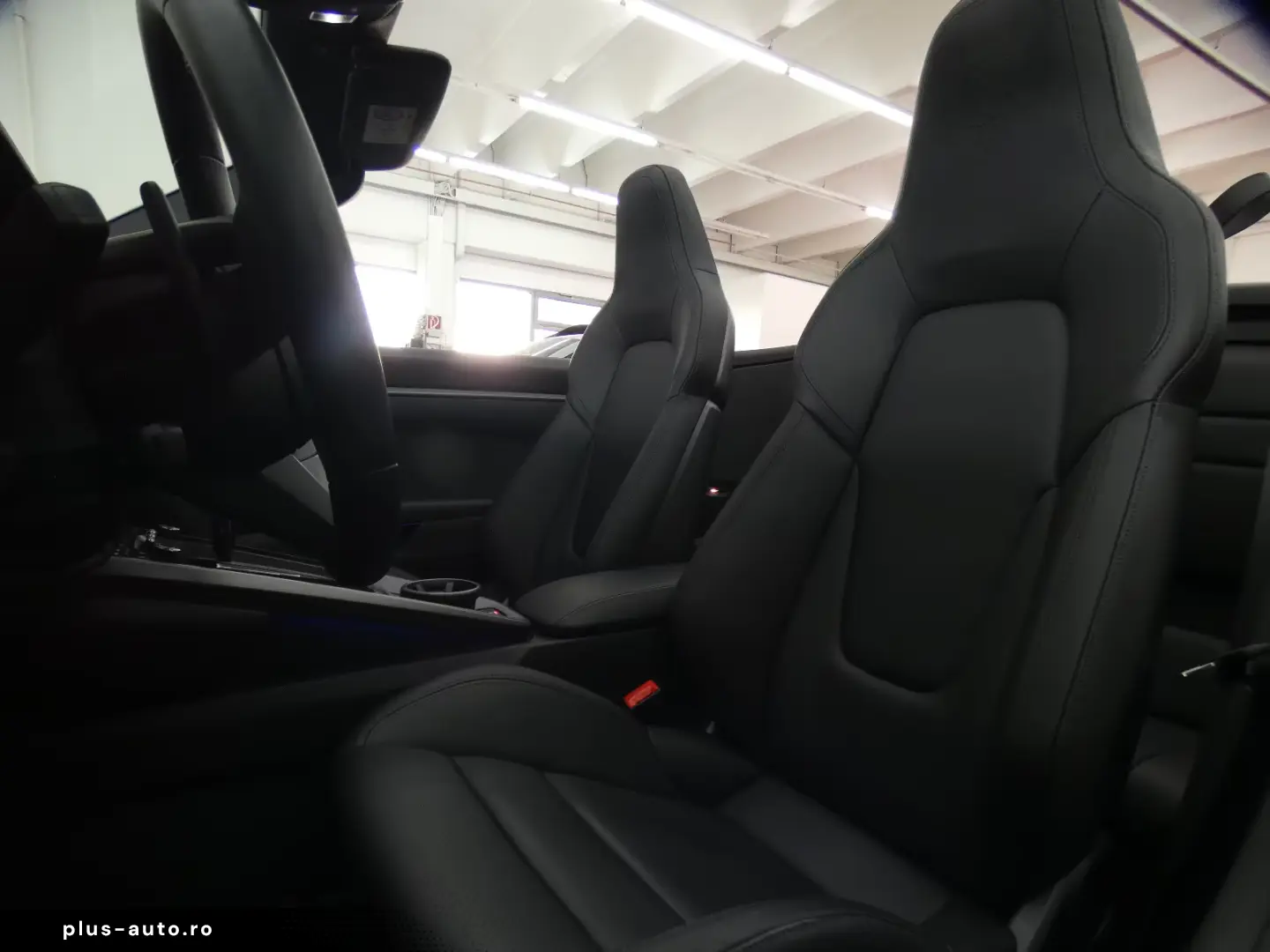 Porsche 911 Carrera Cabrio LIFT CHRONO DESIGN LED BOSE