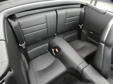 Porsche 911 Carrera Cabrio LIFT CHRONO DESIGN LED BOSE