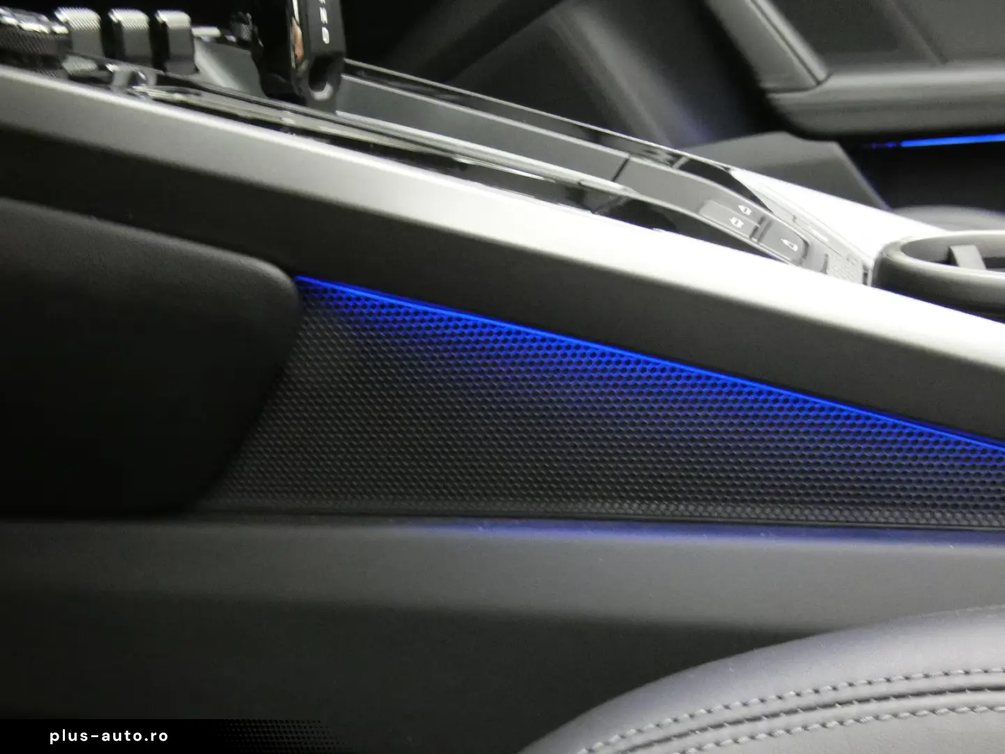 Porsche 911 Carrera Cabrio LIFT CHRONO DESIGN LED BOSE