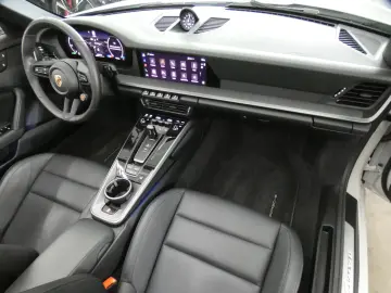 Porsche 911 Carrera Cabrio LIFT CHRONO DESIGN LED BOSE