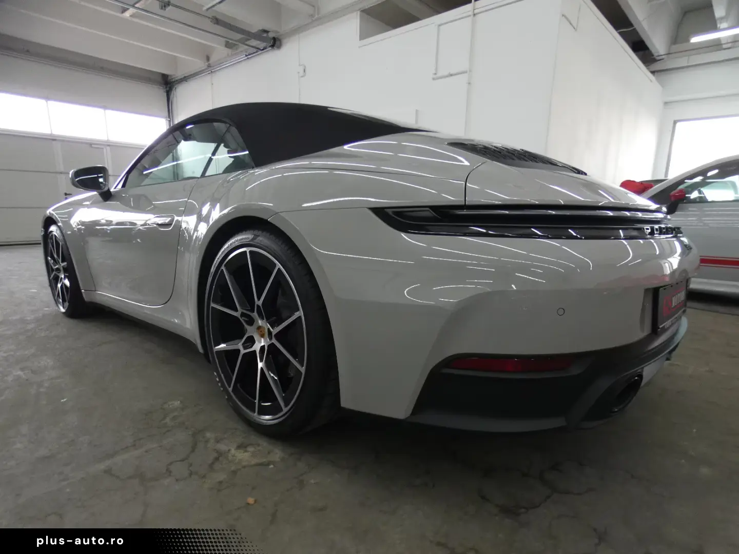 Porsche 911 Carrera Cabrio LIFT CHRONO DESIGN LED BOSE