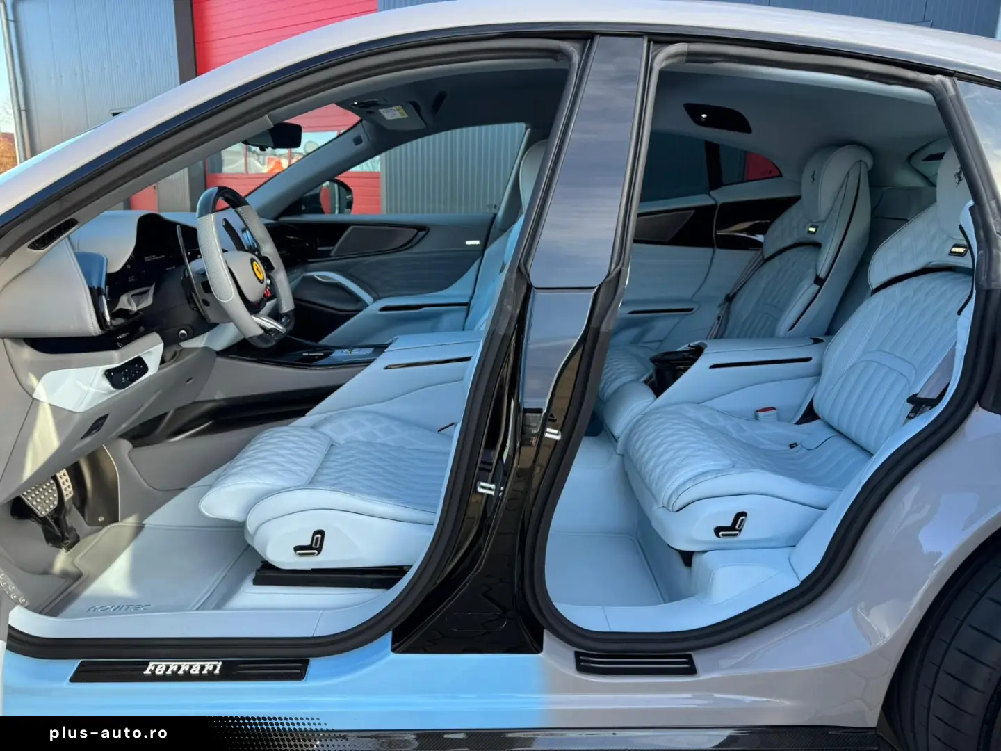 Ferrari Purosangue Novitec Esteso