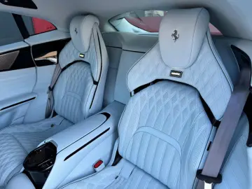 Ferrari Purosangue Novitec Esteso