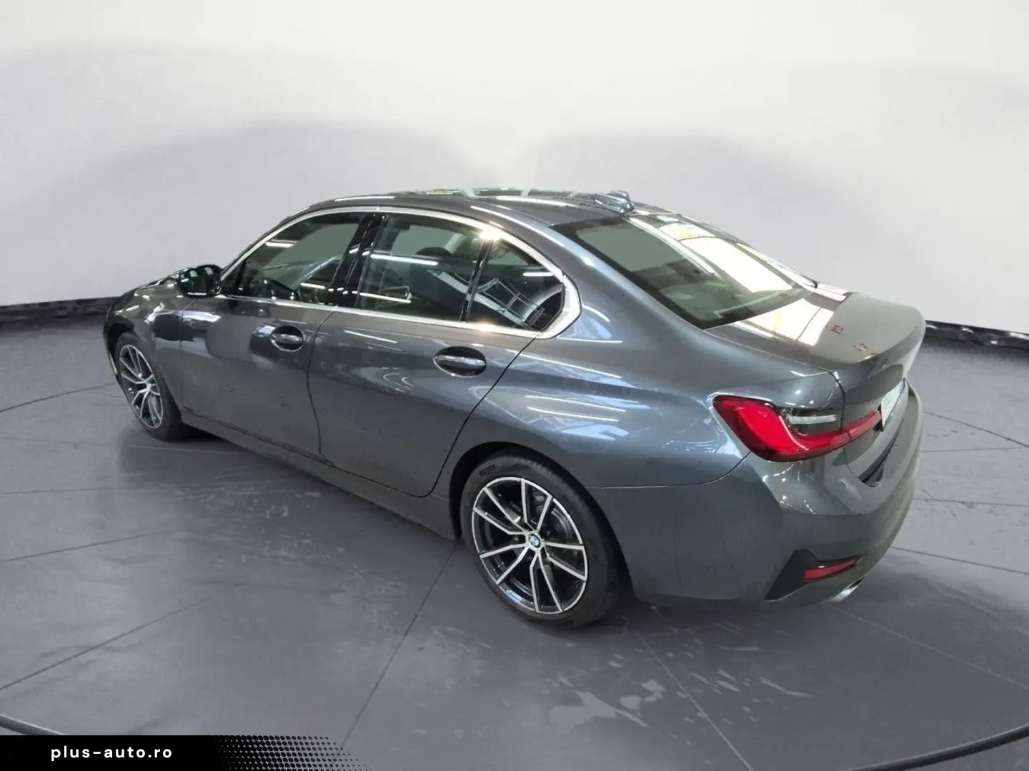 BMW 320i Automatik Navi Bluetooth PDC MP3 Schn. Klim