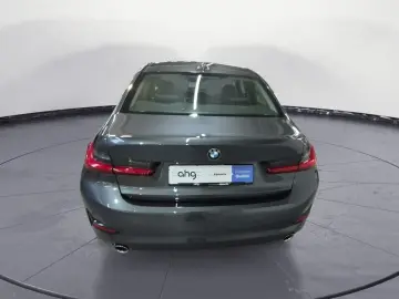 BMW 320i Automatik Navi Bluetooth PDC MP3 Schn. Klim