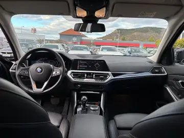 BMW 320i Limousine LED LC Prof Komfort Ambiente SHZ