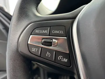 BMW 320i Limousine LED LC Prof Komfort Ambiente SHZ