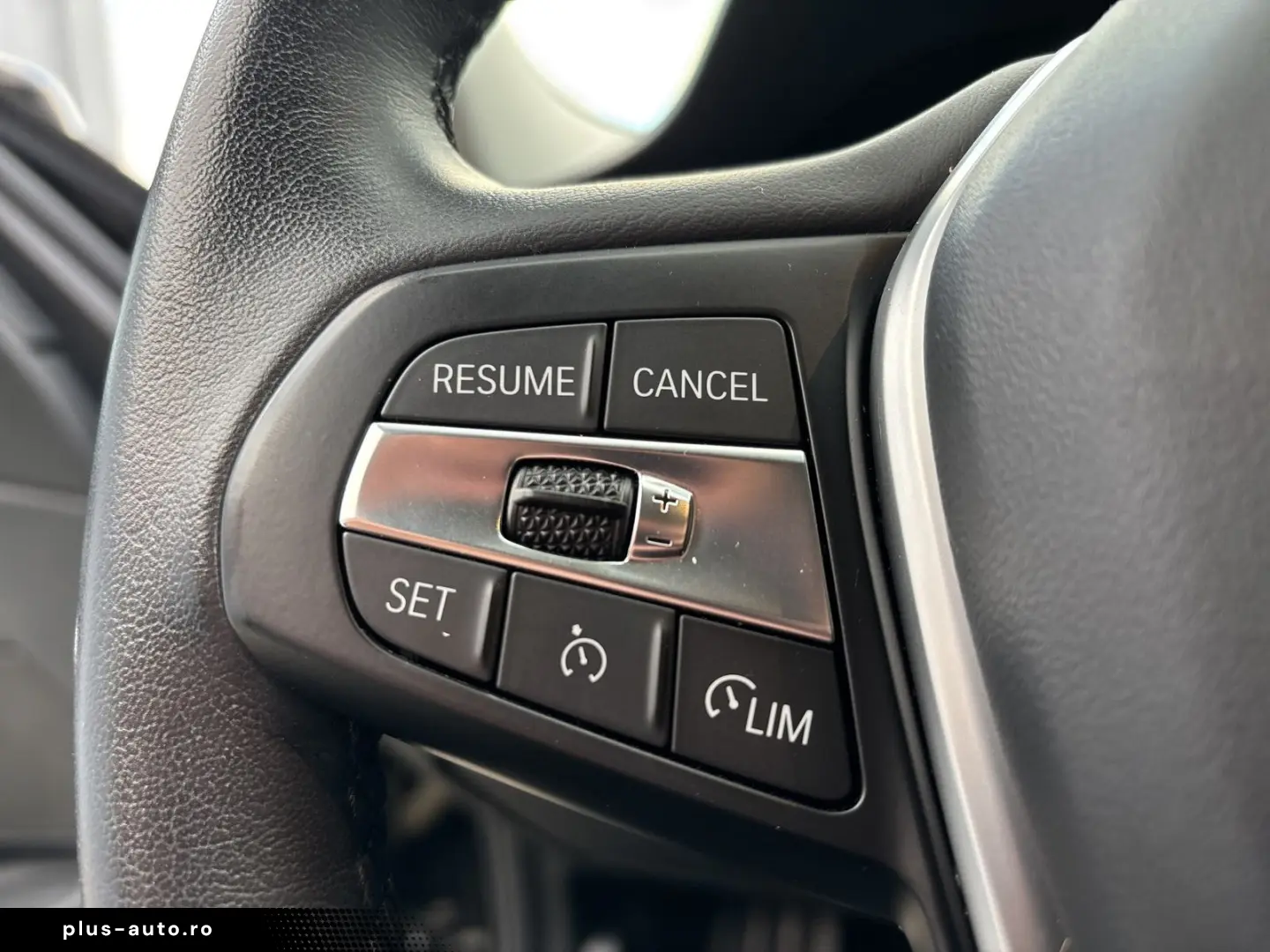 BMW 320i Limousine LED LC Prof Komfort Ambiente SHZ