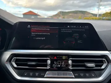 BMW 320i Limousine LED LC Prof Komfort Ambiente SHZ