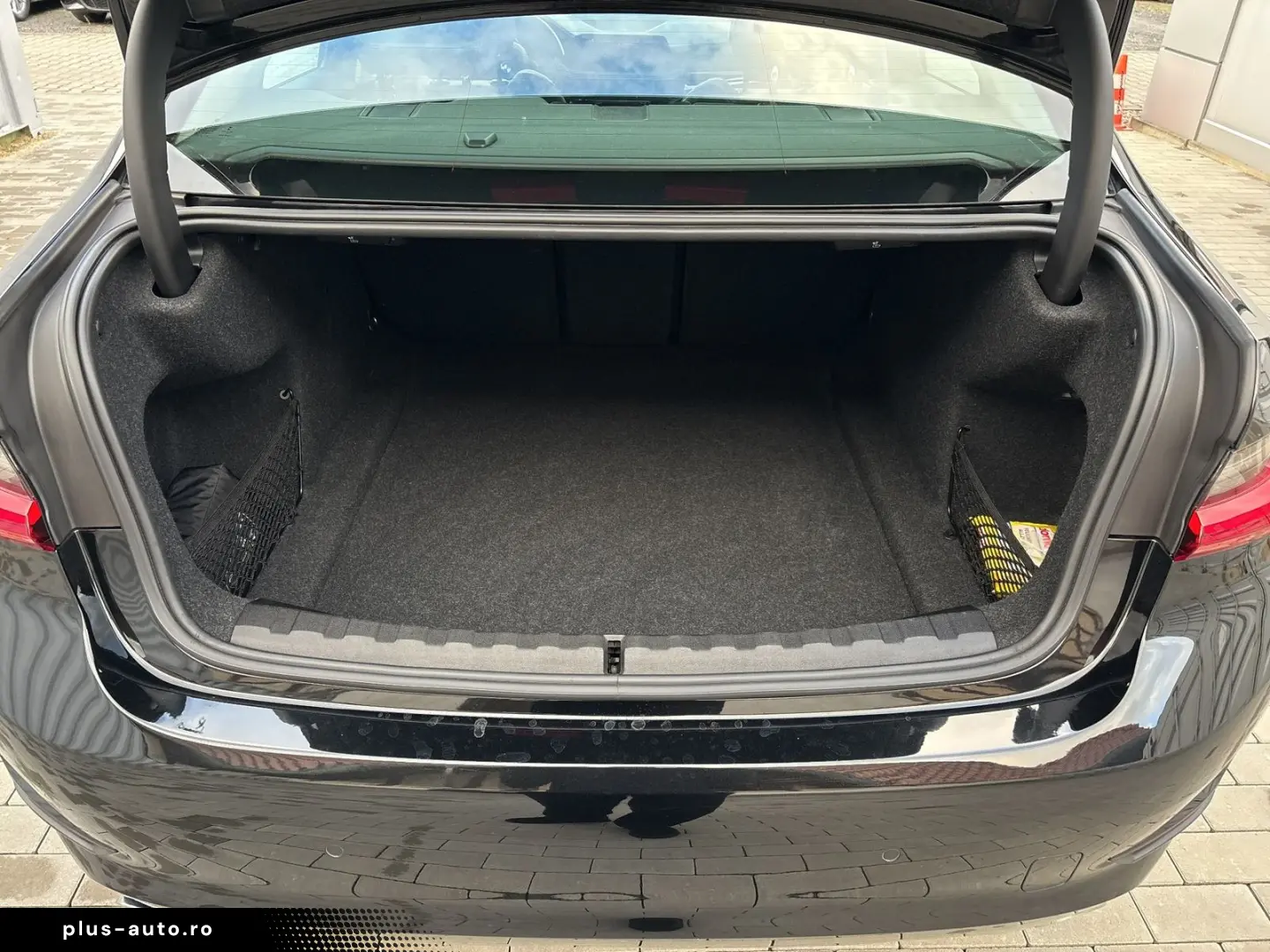 BMW 320i Limousine LED LC Prof Komfort Ambiente SHZ