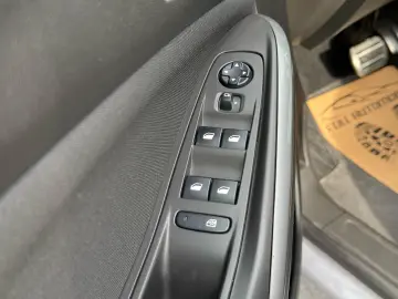 Opel Grandland X  2018