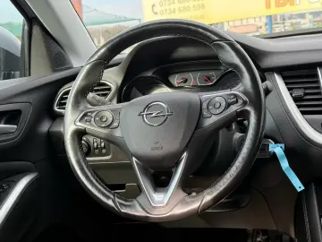 Opel Grandland X  2018