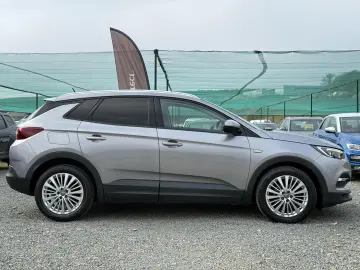 Opel Grandland X  2018