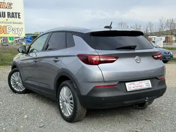 Opel Grandland X  2018
