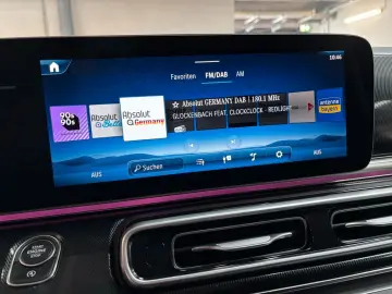 MERCEDES-BENZ V 220 d lang Style elektr. Türen Multibeam AHK