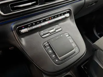 MERCEDES-BENZ V 220 d lang Style elektr. Türen Multibeam AHK