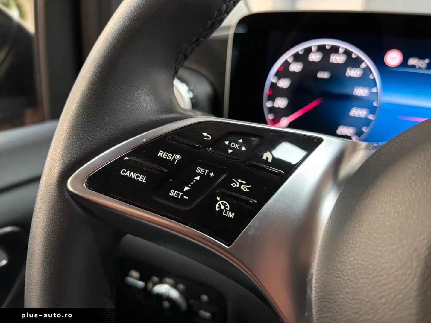 MERCEDES-BENZ V 220 d lang Style elektr. Türen Multibeam AHK