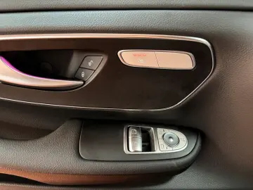 MERCEDES-BENZ V 220 d lang Style elektr. Türen Multibeam AHK