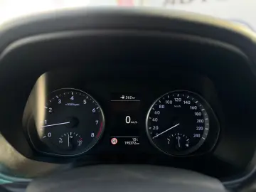 Hyundai i30 1.4 TGDI Trend