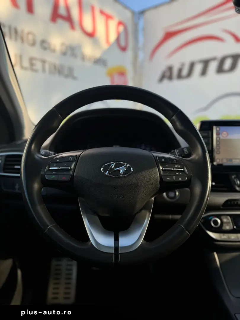 Hyundai i30 1.4 TGDI Trend