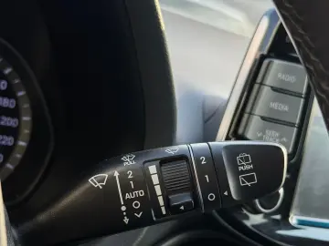 Hyundai i30 1.4 TGDI Trend