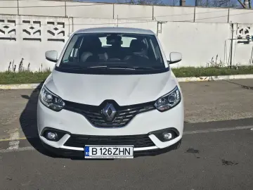Renault Scenic  2017  105687Km