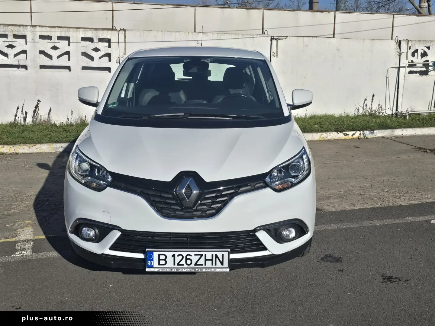 Renault Scenic  2017  105687Km