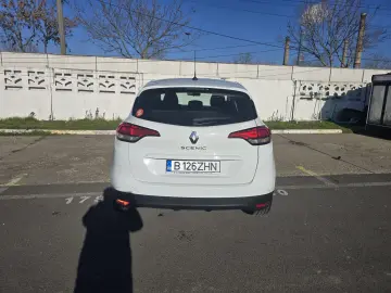 Renault Scenic  2017  105687Km