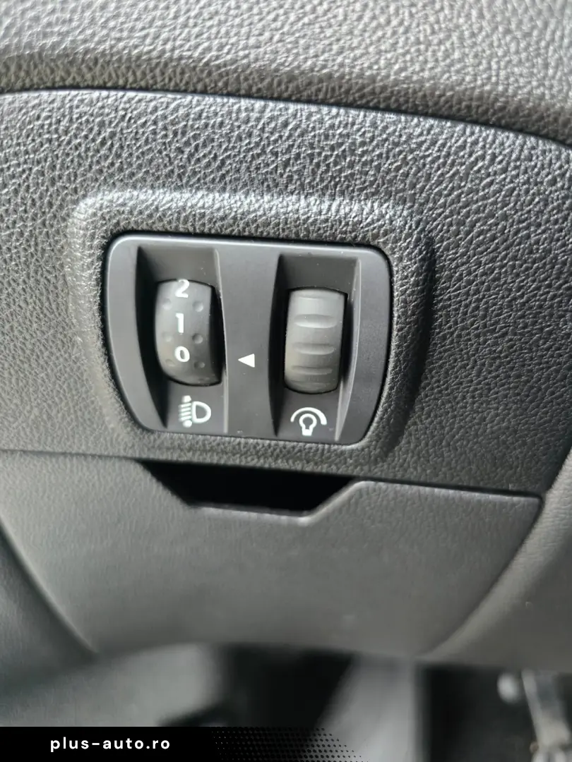 Renault Scenic  2017  105687Km