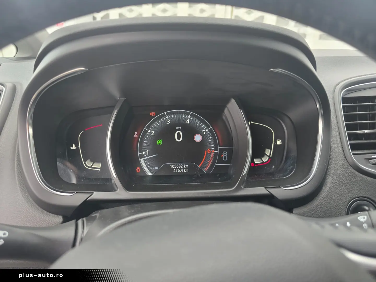 Renault Scenic  2017  105687Km