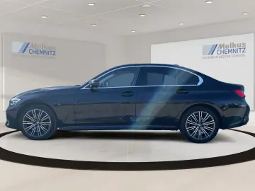 BMW 320i xDrive Luxury 24 Monate Garantie Leder Driv