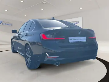 BMW 320i xDrive Luxury 24 Monate Garantie Leder Driv