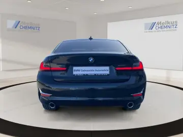 BMW 320i xDrive Luxury 24 Monate Garantie Leder Driv