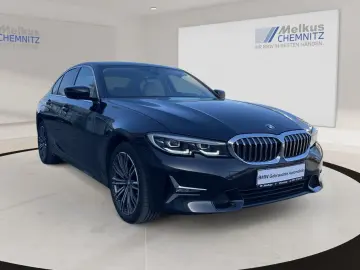 BMW 320i xDrive Luxury 24 Monate Garantie Leder Driv