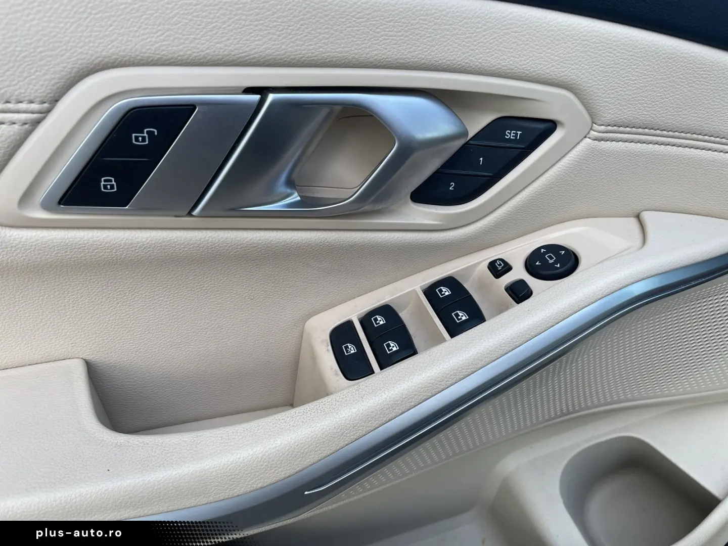 BMW 320i xDrive Luxury 24 Monate Garantie Leder Driv