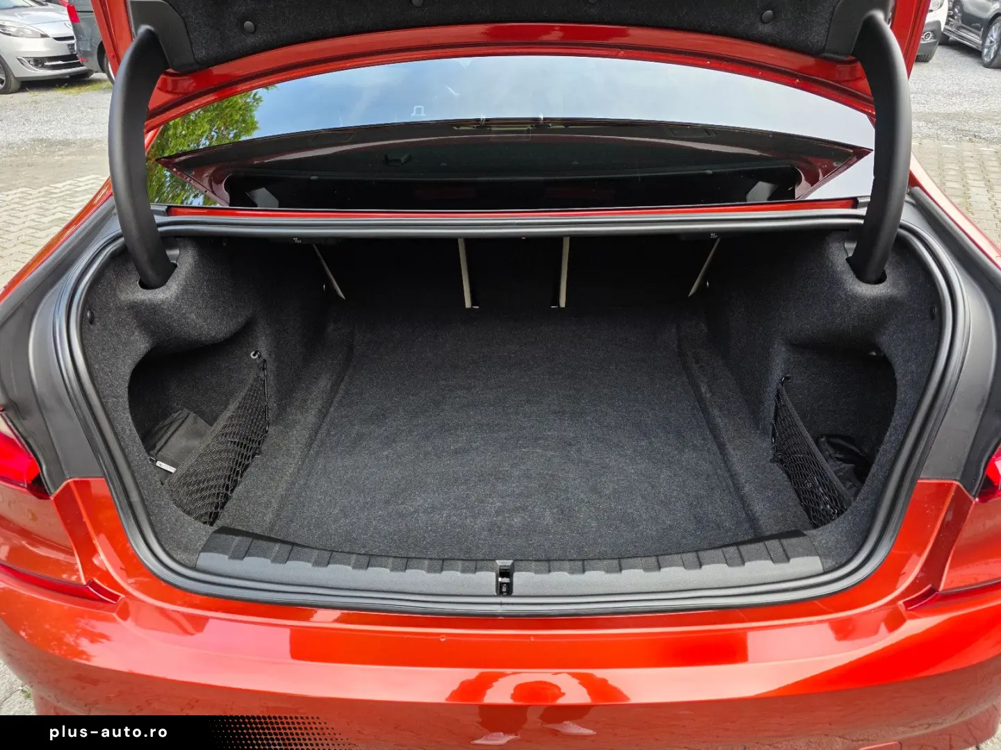 BMW 320i Limo M Sport Paket BMW GARANTIE!