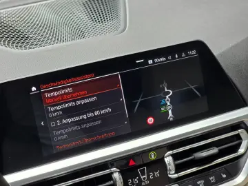 BMW 320i Limo M Sport Paket BMW GARANTIE!