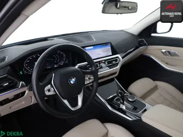 BMW 320 i xDrive SPORT LINE LASER ACC HUD KEYLESSGO