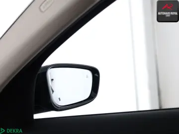 BMW 320 i xDrive SPORT LINE LASER ACC HUD KEYLESSGO