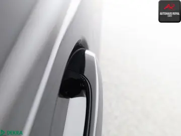 BMW 320 i xDrive SPORT LINE LASER ACC HUD KEYLESSGO