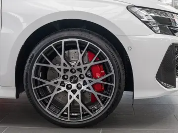 Audi RS3 LIMO  WINTER-SPECIAL