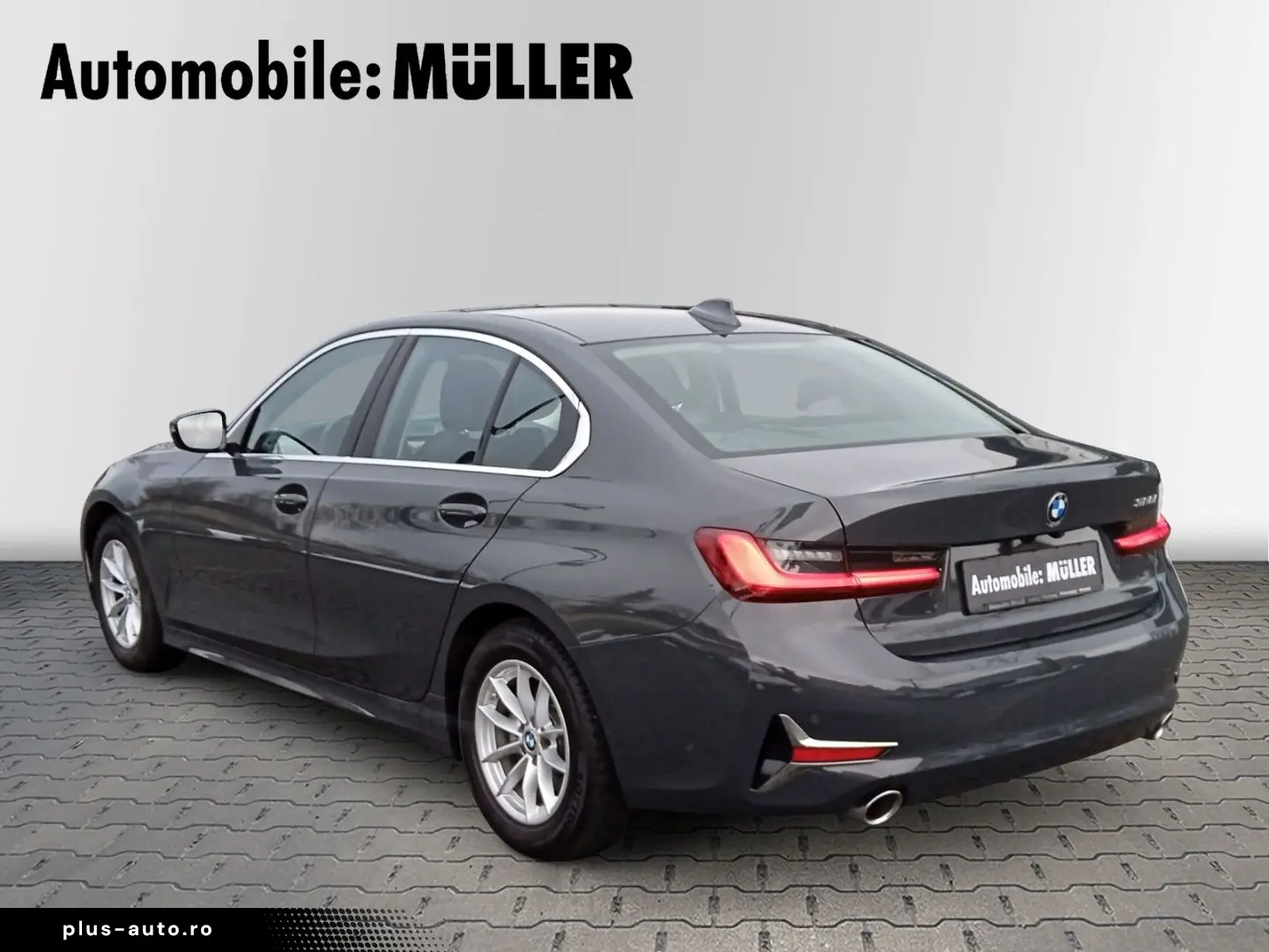 BMW 320 i Limousine Luxury Line Aut. NAVI LEDER GLAS