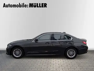 BMW 320 i Limousine Luxury Line Aut. NAVI LEDER GLAS