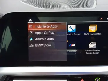 BMW 320 i Limousine Luxury Line Aut. NAVI LEDER GLAS