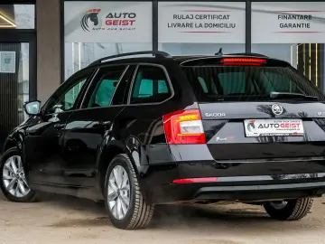 SKODA OCTAVIA COMBI DSG7