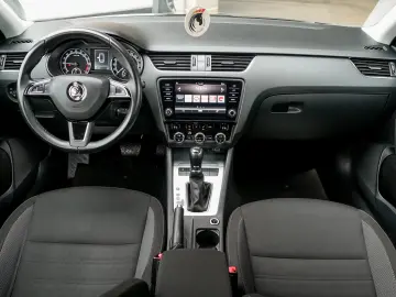 SKODA OCTAVIA COMBI DSG7