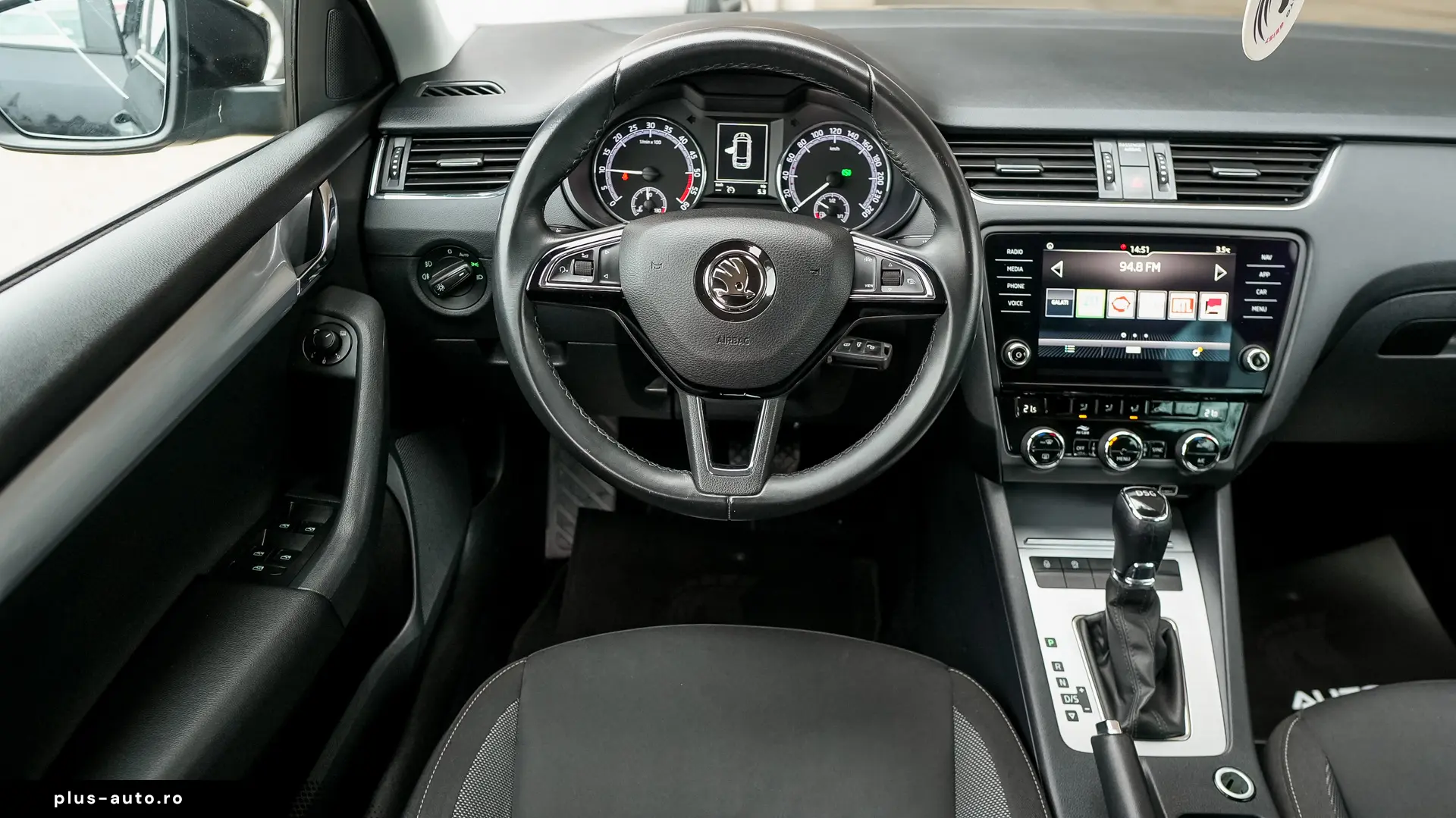 SKODA OCTAVIA COMBI DSG7