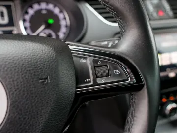 SKODA OCTAVIA COMBI DSG7