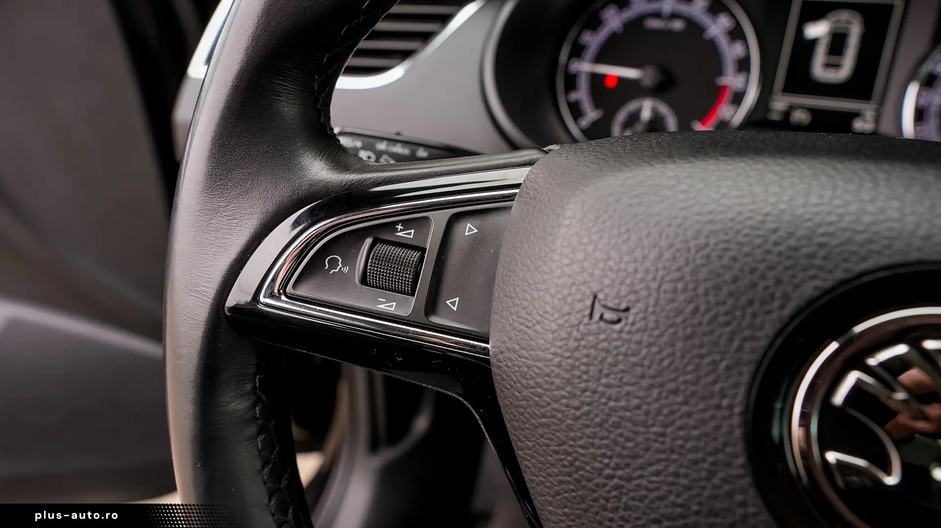 SKODA OCTAVIA COMBI DSG7