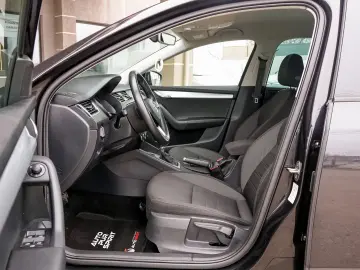 SKODA OCTAVIA COMBI DSG7